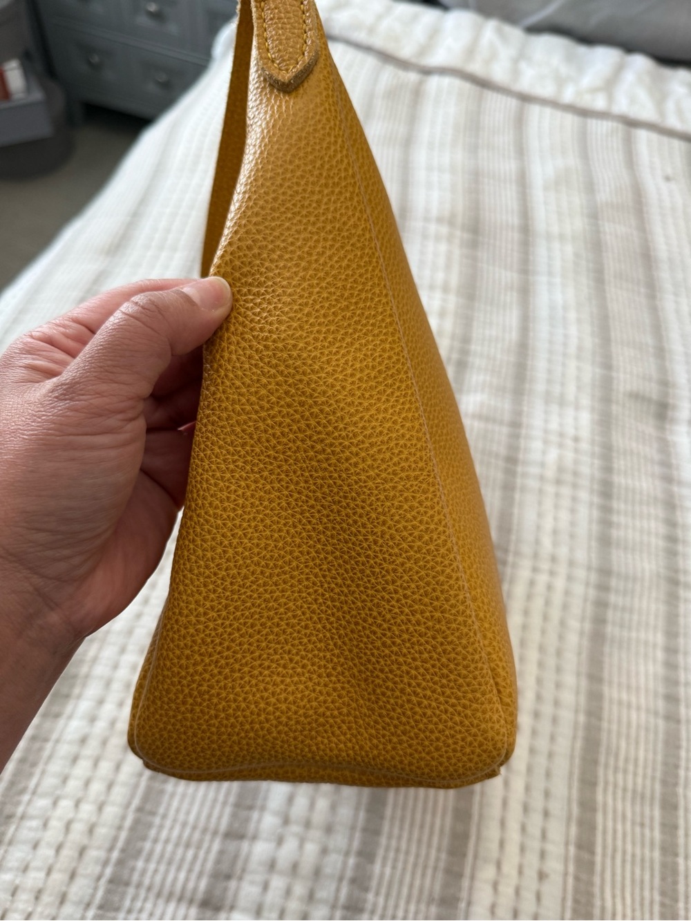 Portland Leather Goods Medium Aspen in Sunshine. Premium - Picture 4 of 16